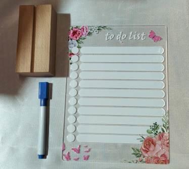 to do list + قاعدة خشب + قلم